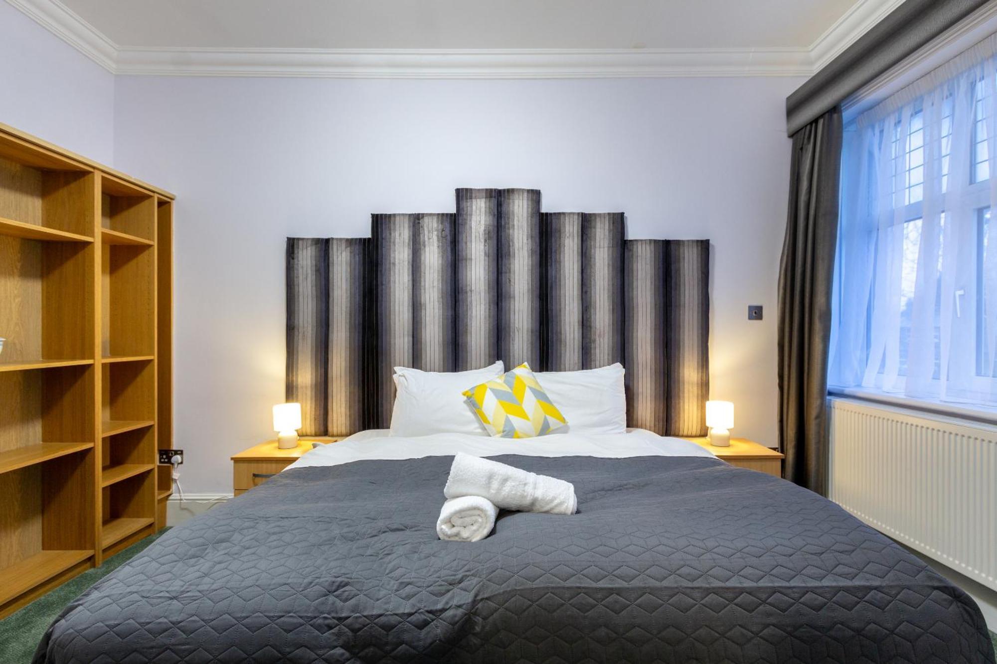 London Gatwick Inn מראה חיצוני תמונה