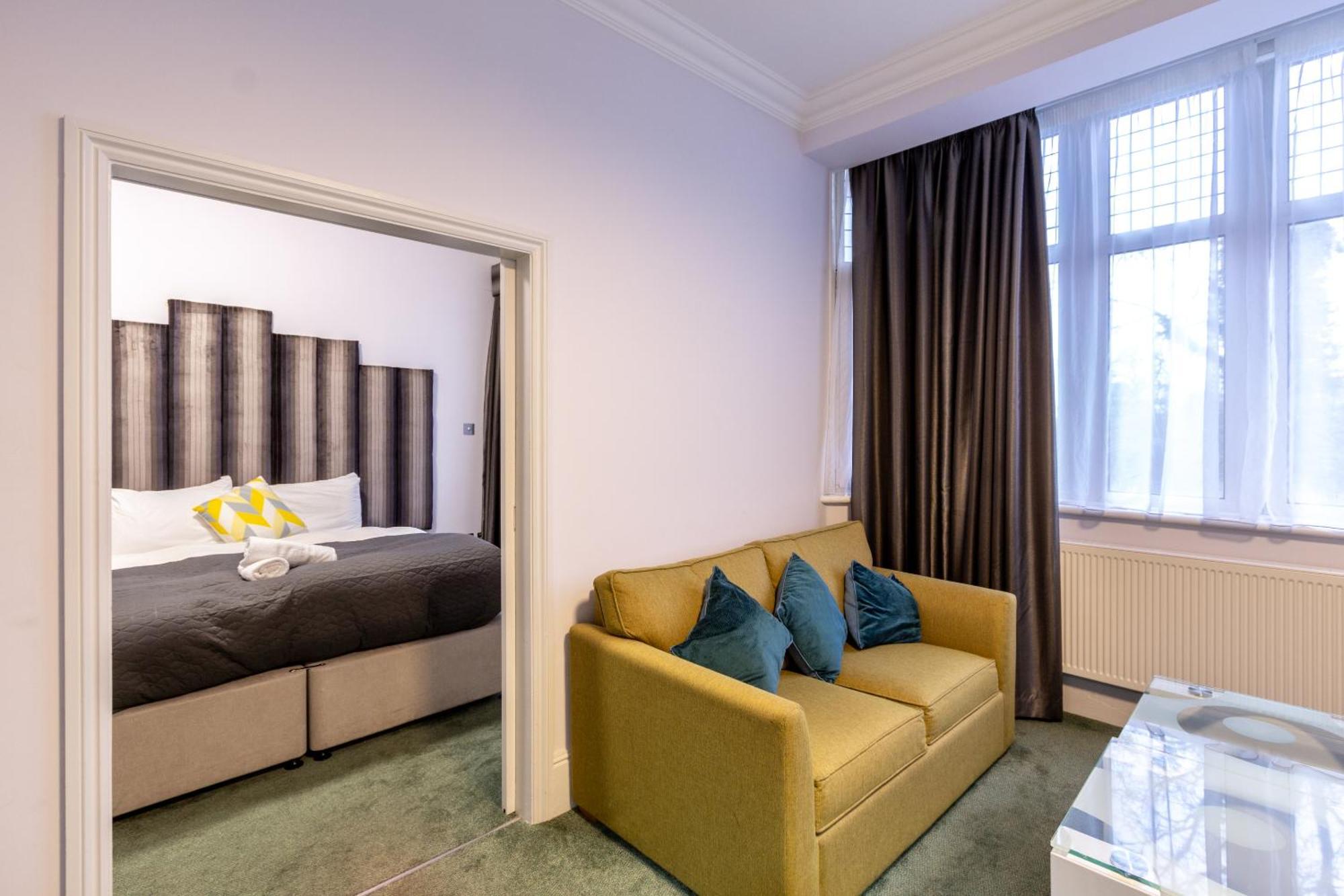 London Gatwick Inn מראה חיצוני תמונה