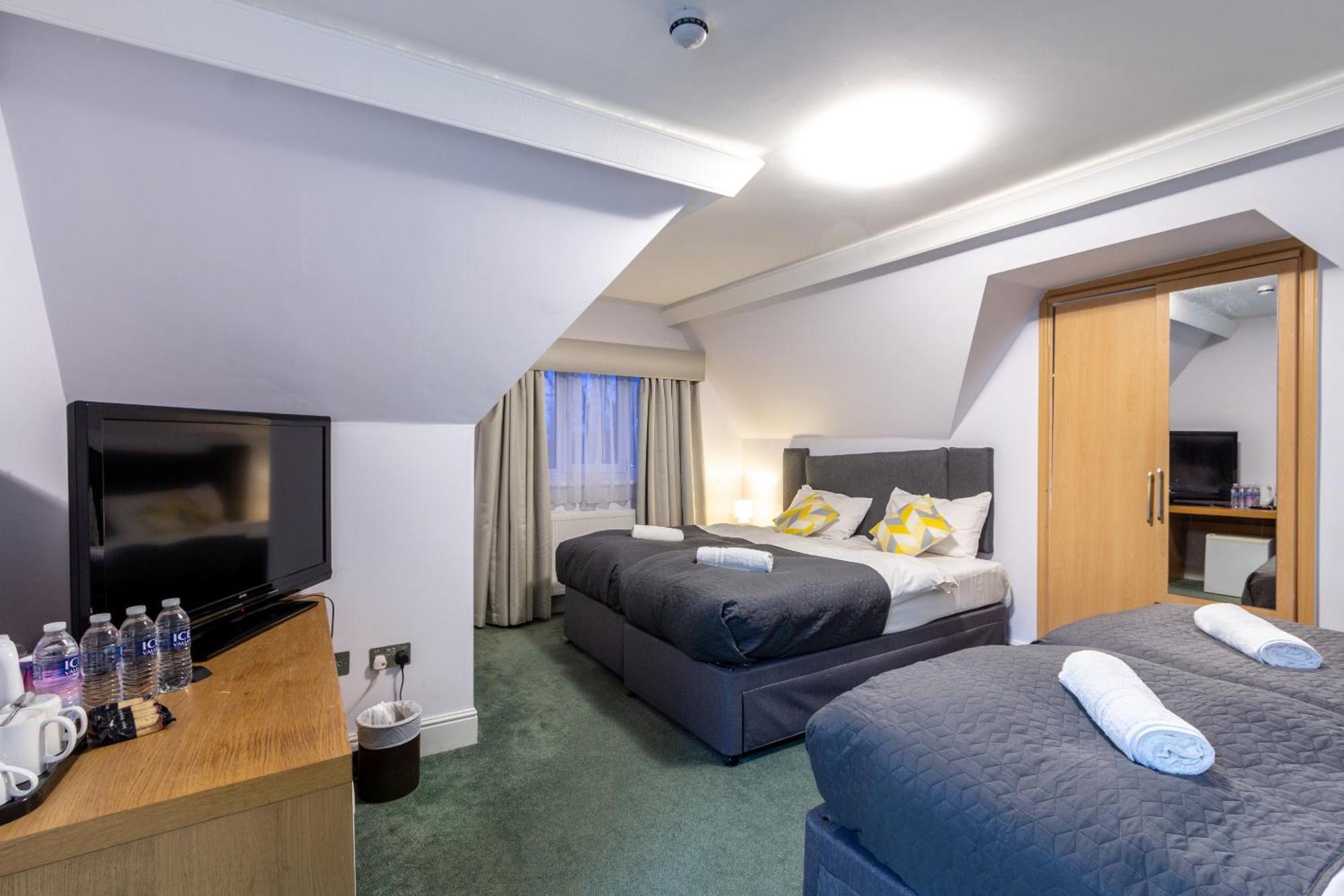 London Gatwick Inn מראה חיצוני תמונה