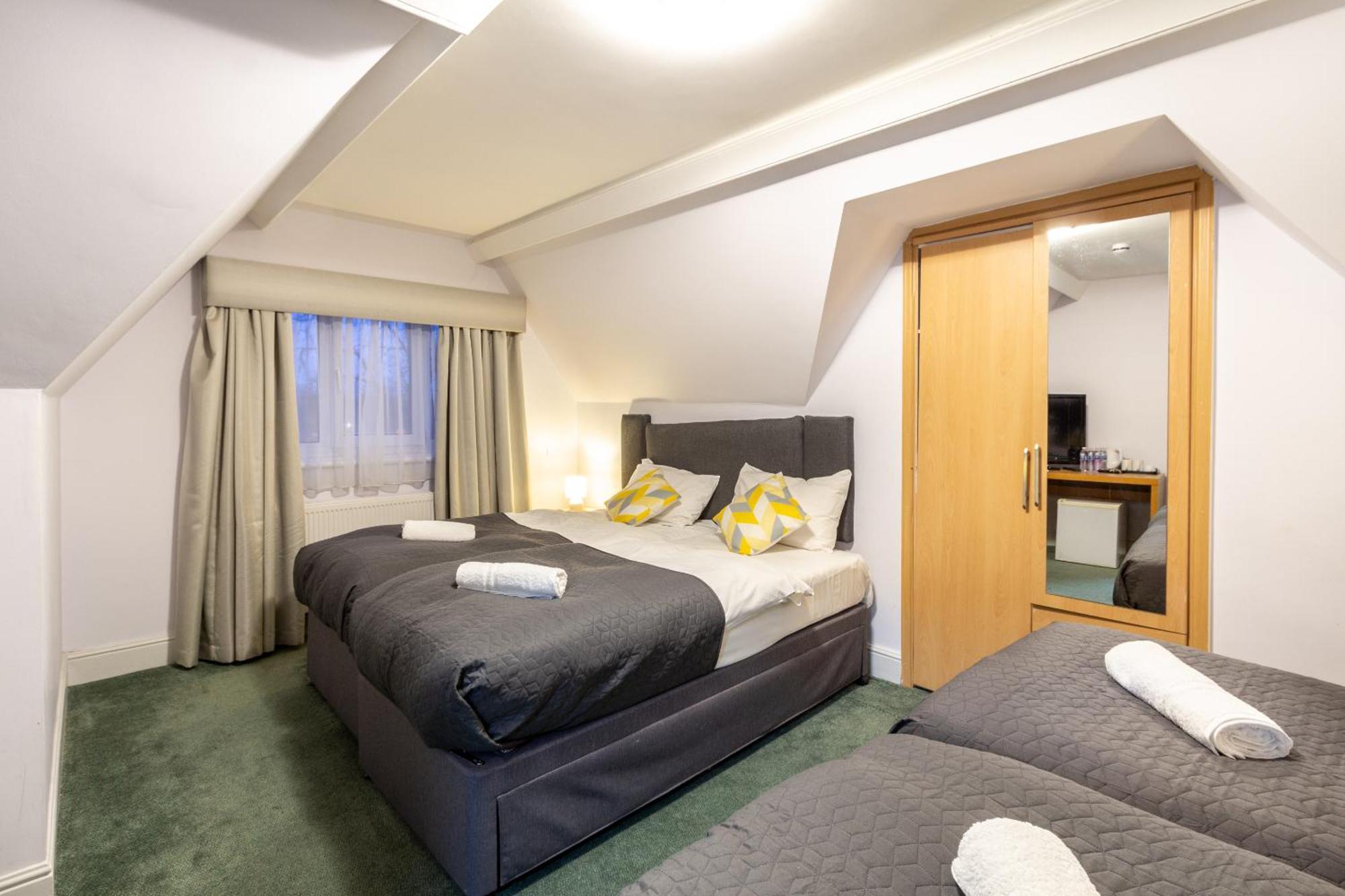 London Gatwick Inn מראה חיצוני תמונה