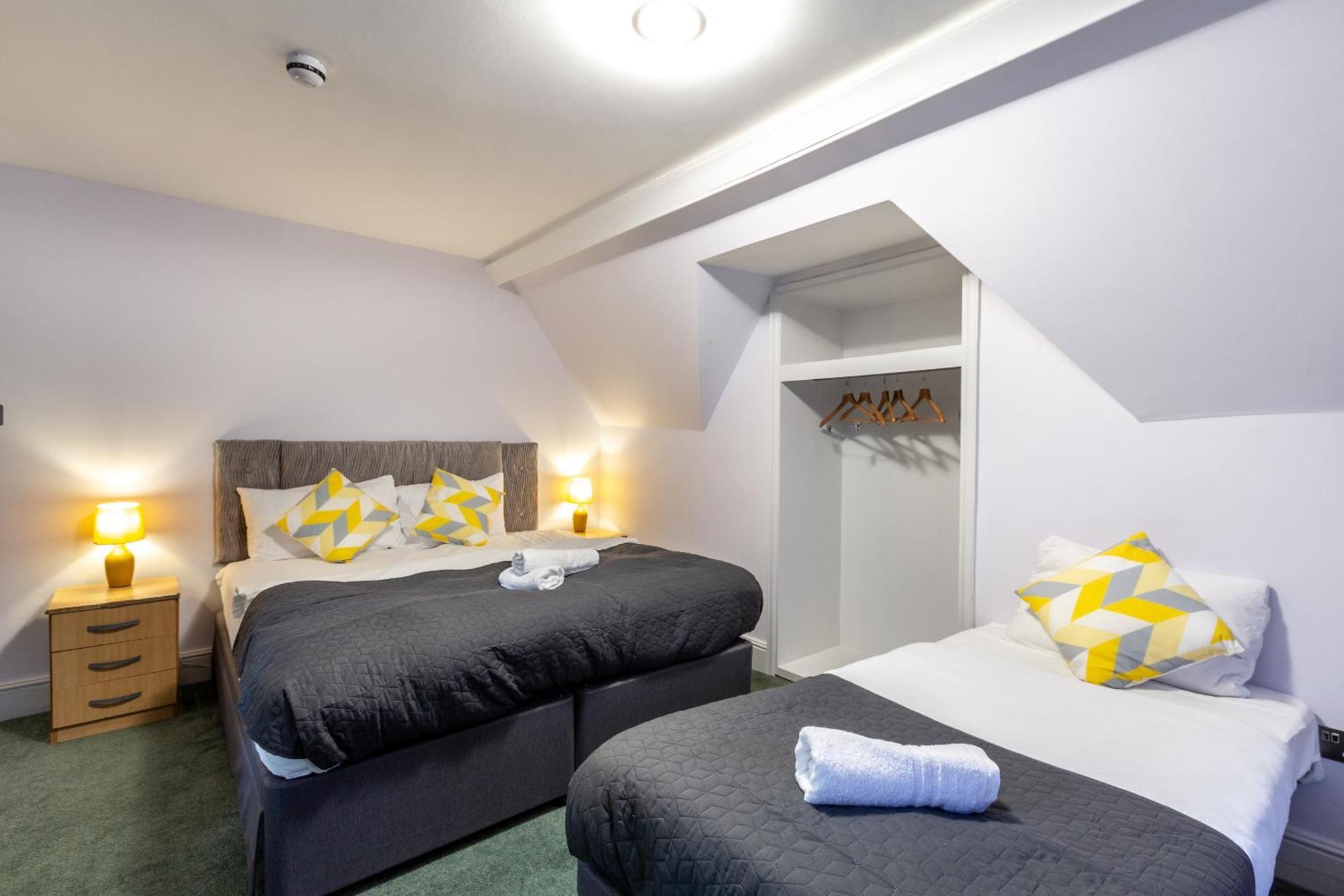 London Gatwick Inn מראה חיצוני תמונה