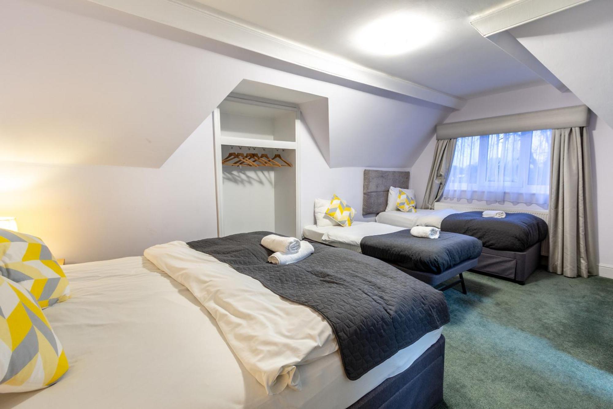 London Gatwick Inn מראה חיצוני תמונה